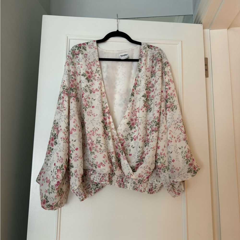 Arula floral blouse